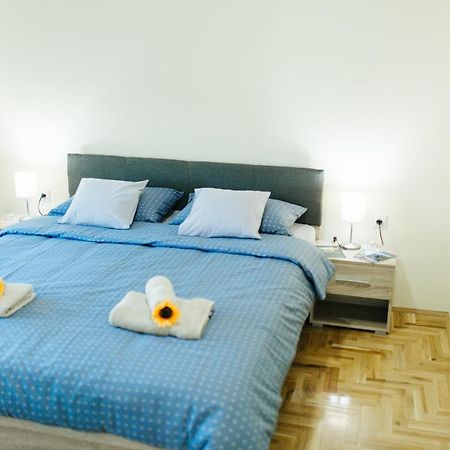 Sunflower Sombor Bagian luar foto