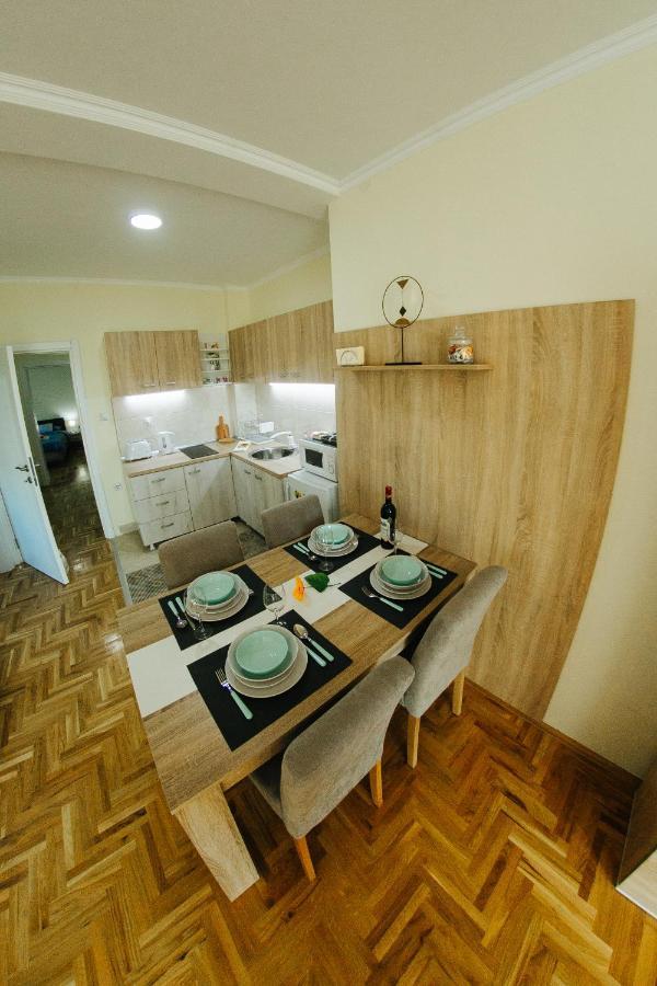 Sunflower Sombor Bagian luar foto