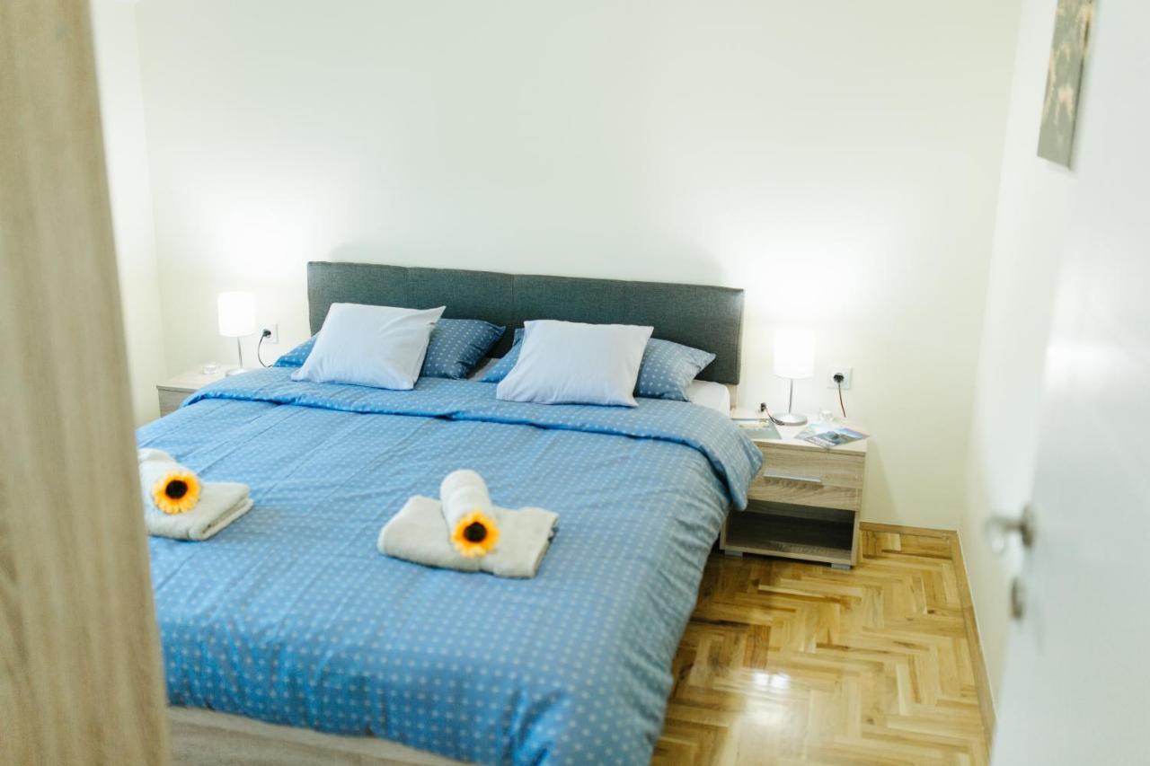 Sunflower Sombor Bagian luar foto