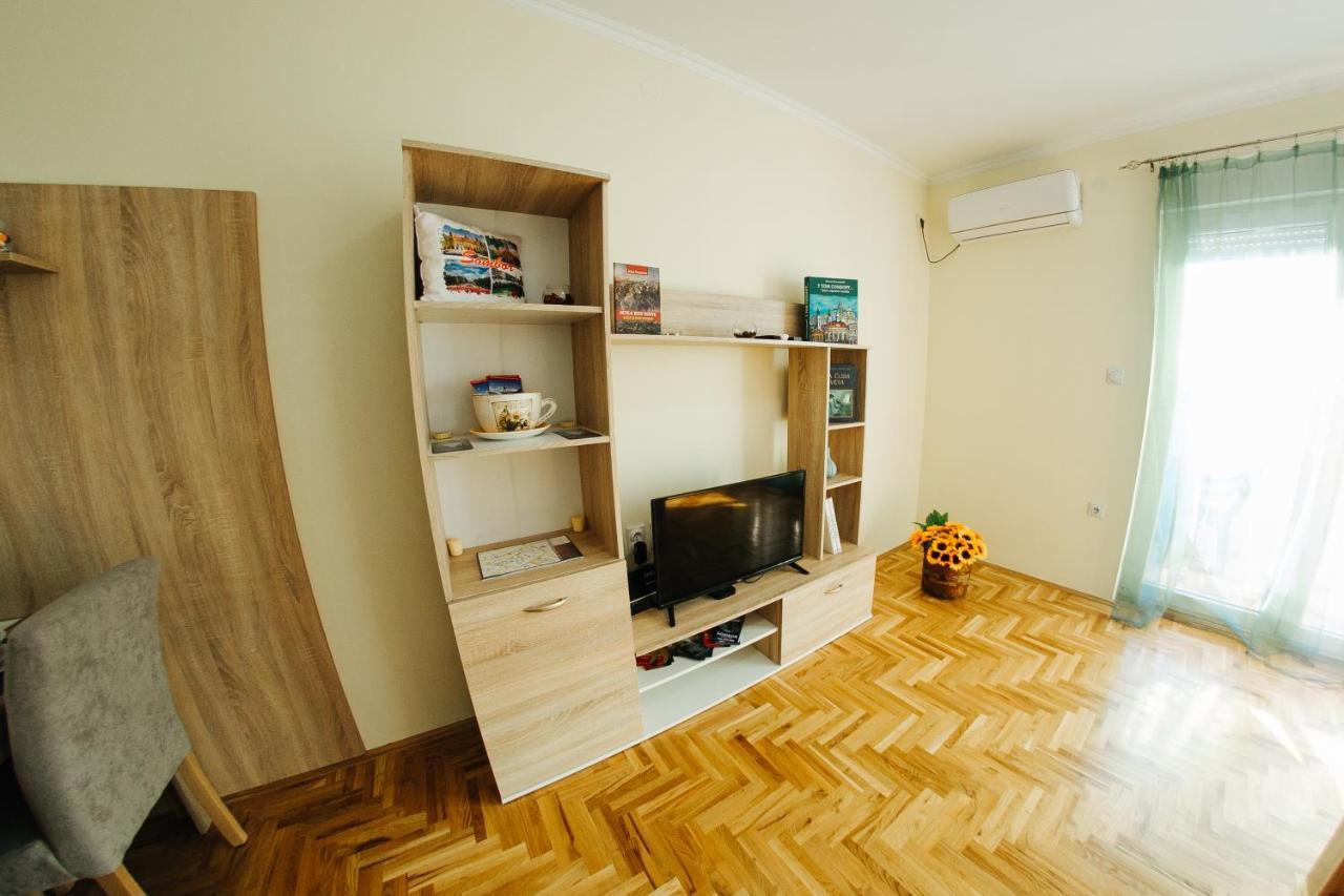 Sunflower Sombor Bagian luar foto